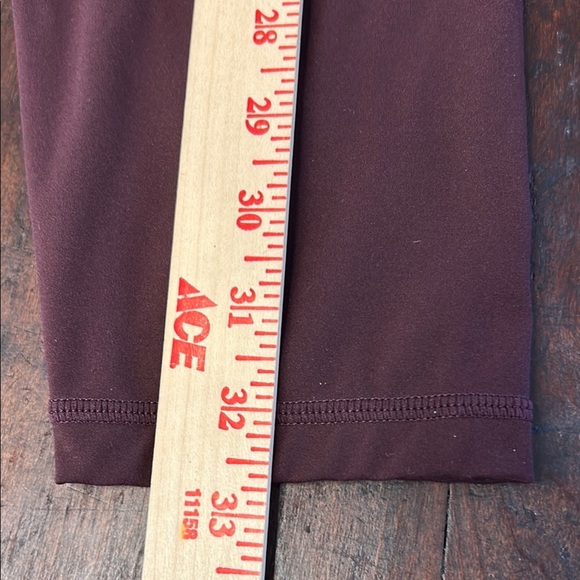 Sweaty Betty Deep Purple Yoga Pants with Tapered Legs SZ m - Picture 6 of 11